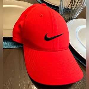 Nike dry fit legacy 91